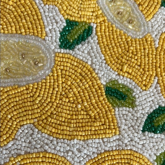 Antik Kraft | Lemon Beaded Clutch/Crossbody - Picture 4 of 12